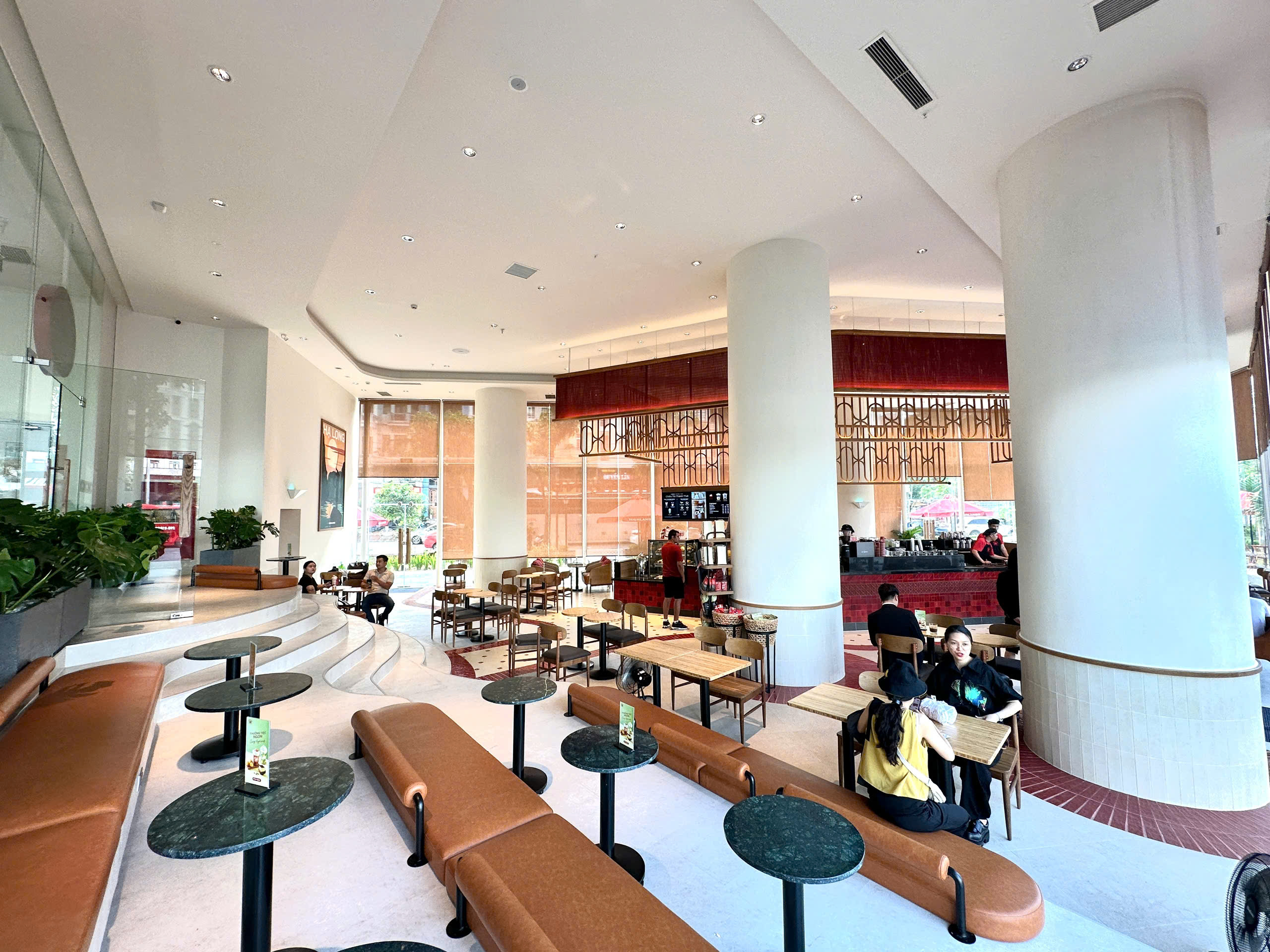 Highlands Coffee